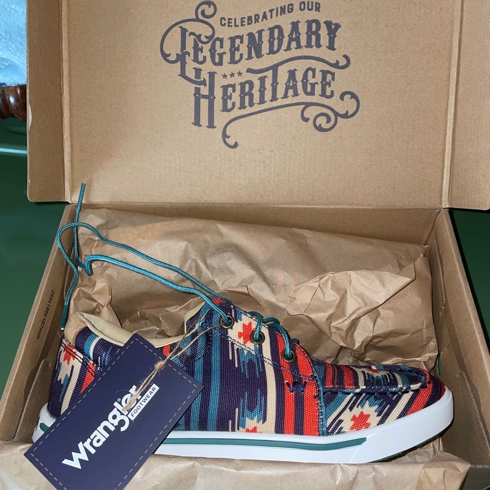 Women’s Wrangler Aztec Shoes